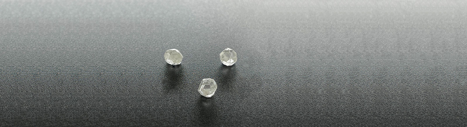 Diamantes crecidos laboratorio del CVD