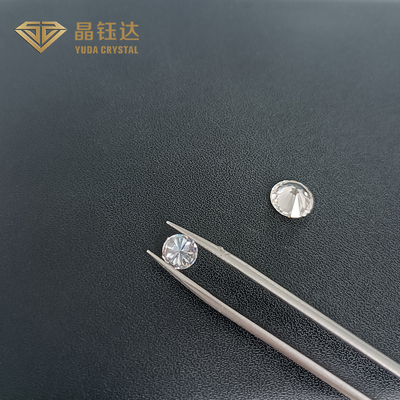 Diamante cultivado en laboratorio con excelente corte y componente de carbono con claridad VVS2